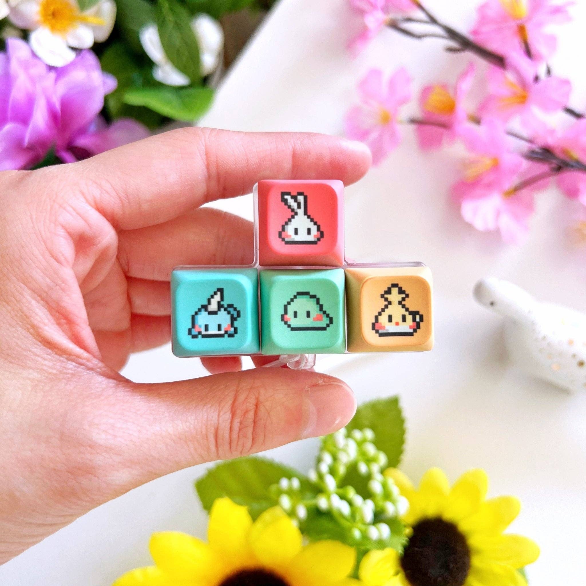 Pixel Keycap Keyboard Clicky Fidget Keychain