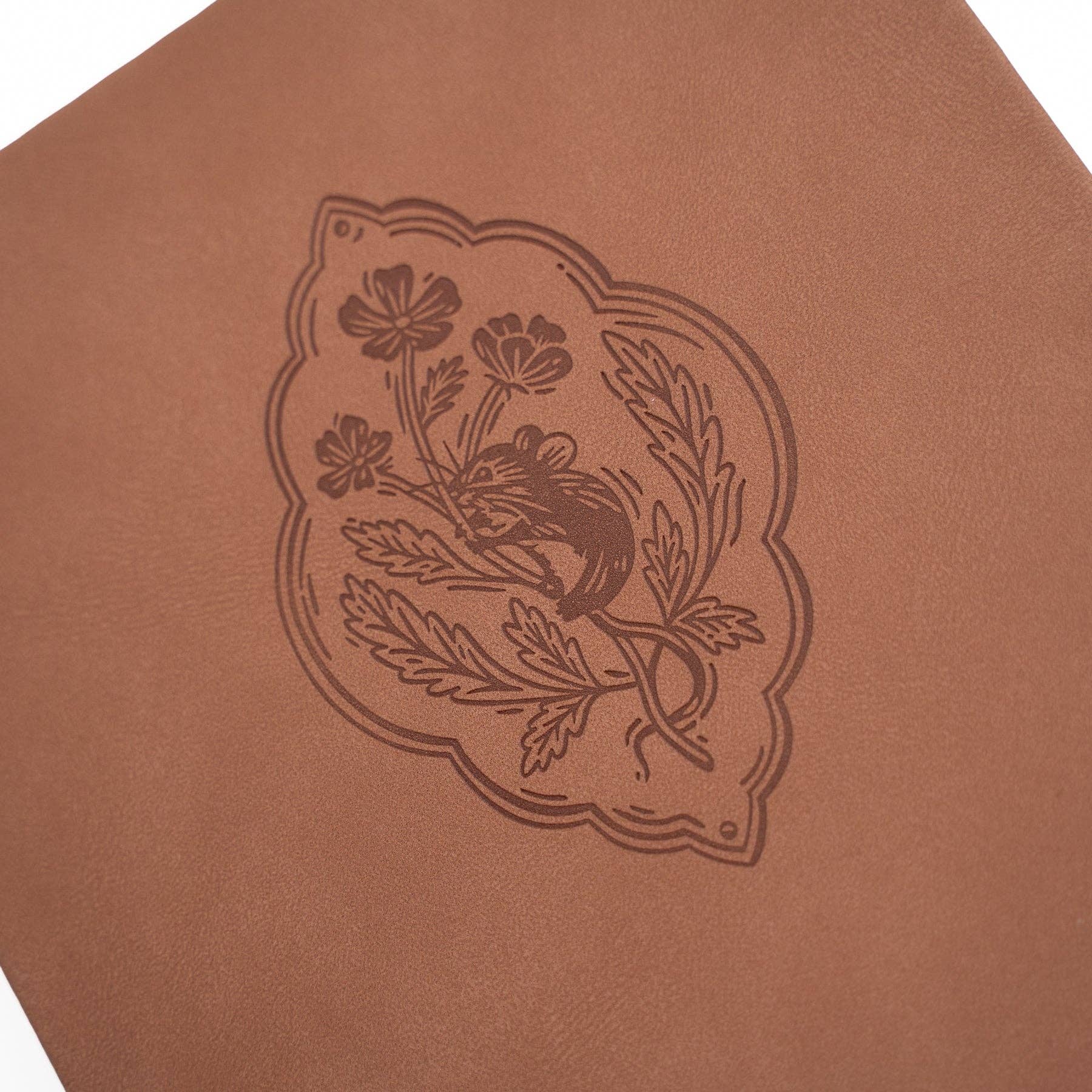 B6 Dot Grid: Field Mouse Notebook