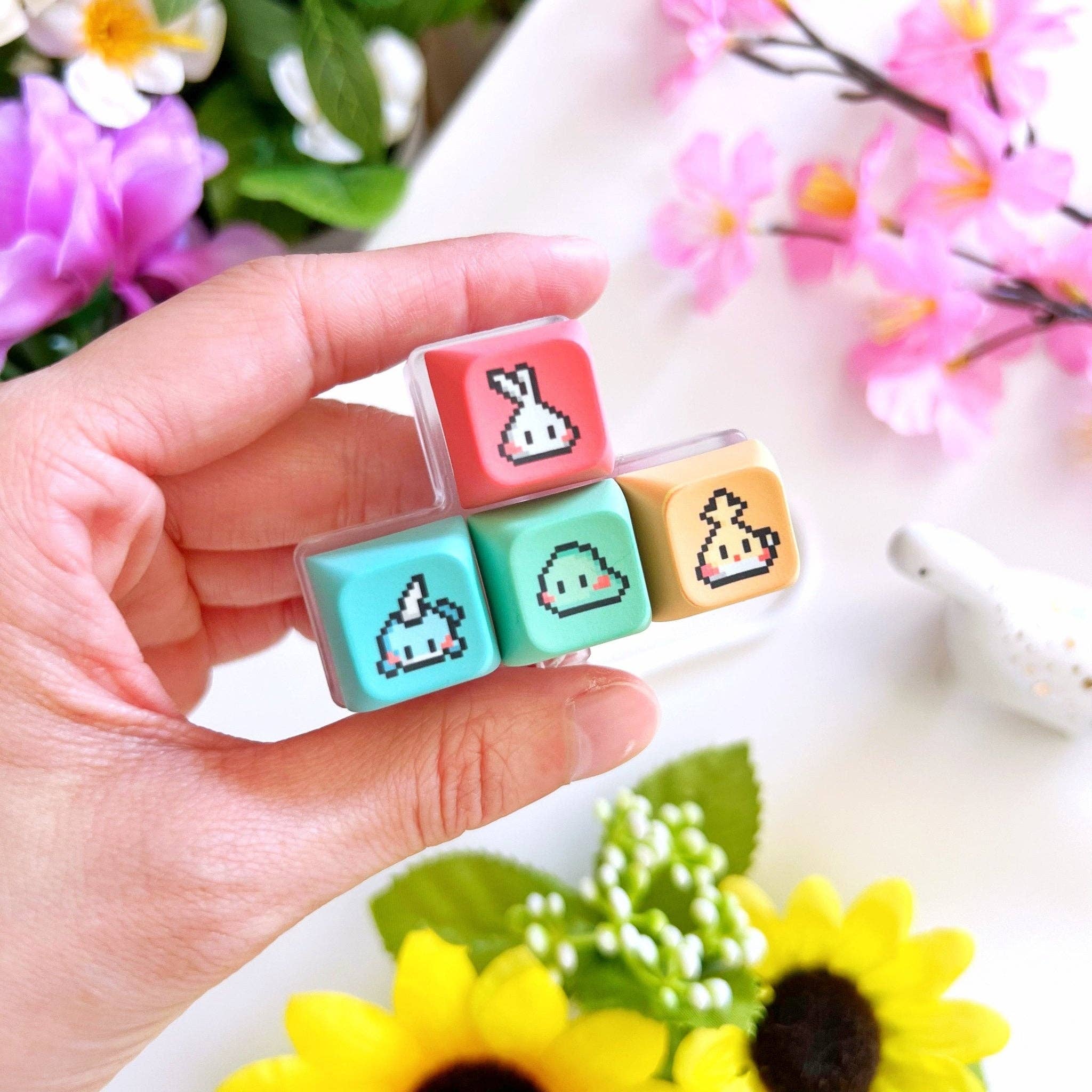 Pixel Keycap Keyboard Clicky Fidget Keychain