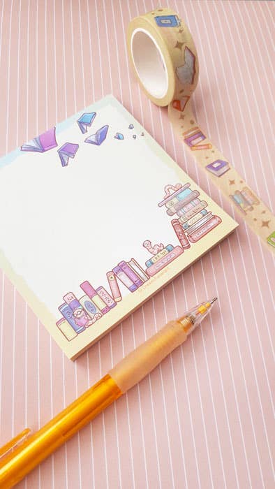 Bookworm memo // tear away memo pad