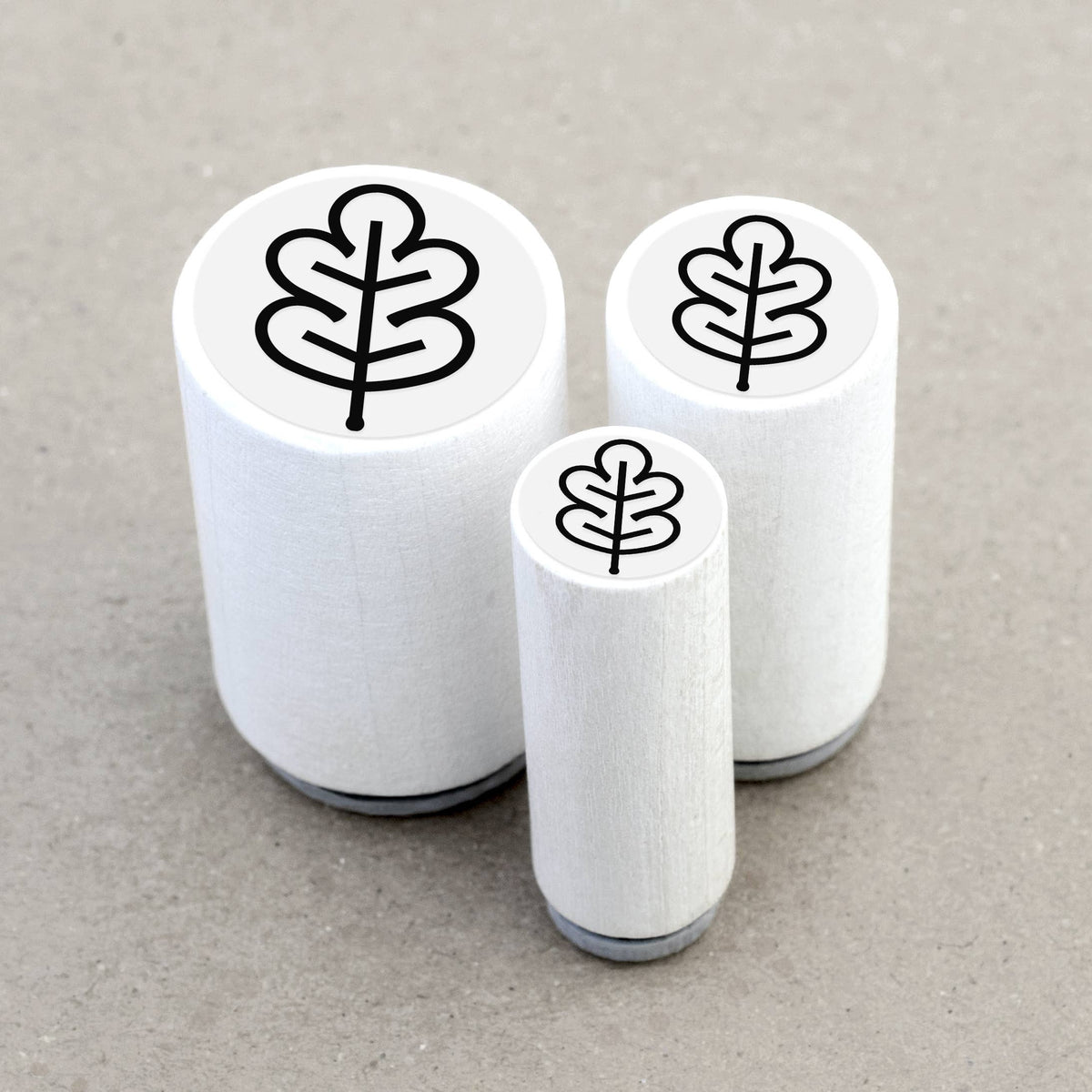 Oak Leaf Mini Stamp | Merry & Bright